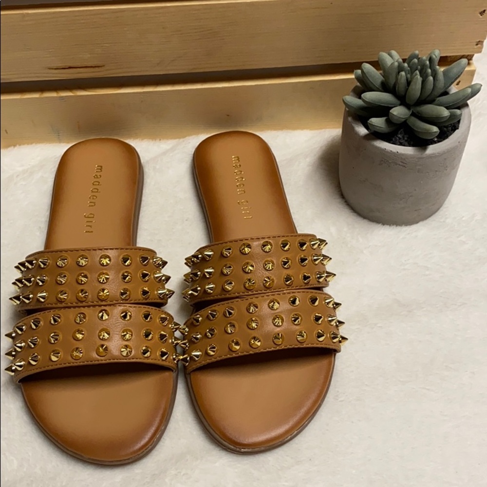 Madden Girl Farroh Sandal - Picture 3 of 6